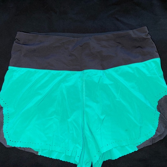 Lululemon Athletica Black and Teal Shorts - Picture 1 of 4